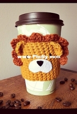 Sarah Mancini - Lionheart Coffee Tea Cup Cozy - Free