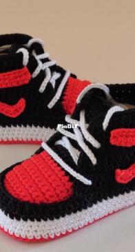 Crochet Club Store - Anna Ushakova - Jordans baby booties