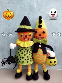 the pumpkin twins