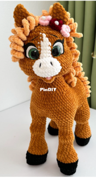 Evgenia knitted toys - Evgenia Gavrilova - Евгения Гаврилова - Лошадка (Horse) - Russian