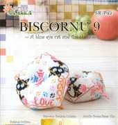 Shiny Room SR-P92 Biscornu 9 - A blue eye cat and the skein