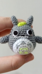 Amigurumi small totoro