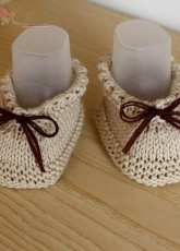 Baby Booties-easy to make by Julia Noskova/LOasi della MAGLIA