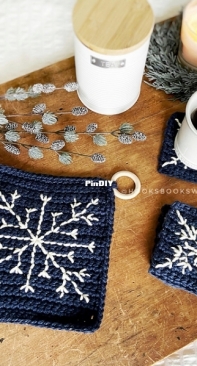 Hooks Books and Wanderlust - Kristen Caldwell - Winter Wonderland Coaster and Trivet Duo