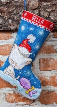 Ons poezenvriend/Cat Christmas Stocking by Lucie Heaton from Borduurblad 92 XSD
