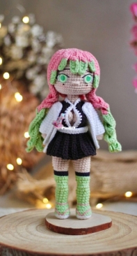 Amigurumis da Vit - Vitória Ferreira - Mitsuri - Portuguese