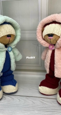 Gala Toys Shop - Molly Toys - Galina Ptashkina - Jeans clothes set - English French, Dutch and Spanish