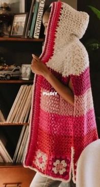 Hobbii Design - TL Yarn Crafts - Toni Lipsey - Sweetheart Cape – Free