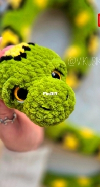 Vikusik Toys / Thread tutorial - Boa - English