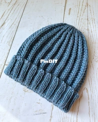 Leandro by Claire Slade - Verily Knits