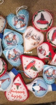 Felt christmas ornaments