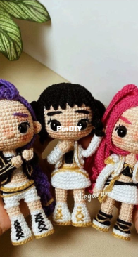 Niegurumi - Stephanie Olivera - Ebook Huntrix: Rumi, Mira, Zoey - Spanish