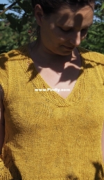 Rêverie dété Tee by Dream in Chocolate-English,French-Free