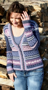 Arctic Winter Sky Cardigan by gillipop-English, German -Free