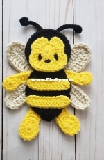 The Yarn Conspiracy - Michelle Carlisle - Bumbly The Bee