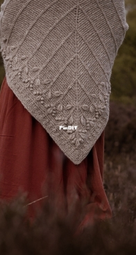 Moorland Shawl by Tania Barley