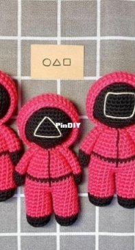 Thread Yarns - Uyen Nguyen - Squid Game pink soldiers - Russian - Translated
