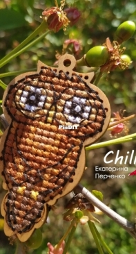 Chili Stitch - Owl Ornament by Ekaterina Perchenko