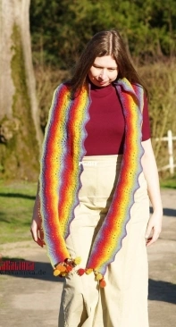 May Rainbow Scarf by Olga Beckmann - German,  English,  Russian - Free