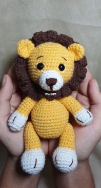 Lory the  Lion