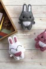 Spin a Yarn Crochet - Jillian Hewitt - Pocket Bunny Free Crochet Pattern - Free