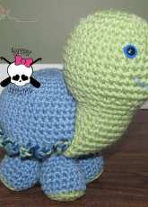 Forever Stitchin - Jodi Stredulinsky - Jacqlyn the Tortoise - English