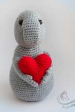 Liska toys  - Zhdun with a heart - Russian