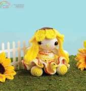 Amigurumi Calendar Projects - Laura Kurotobi Gibbons - Sunny the Bunny