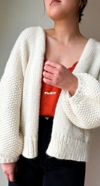 Kobe Cardigan by We Are Knitters - English, French, German, Italian, Spanish