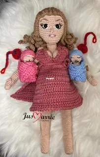 Jus Marrie Crochet - Jusmayre Rosa - Doll Gives Birth - Boneca Ganha Nenê - Portuguese