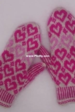 Valentine mittens by Anita Viksten-Free