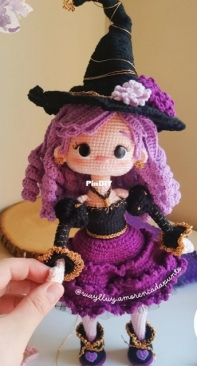 Waylluy Amorencadapunto - Claudia Peña - Violet The Little Witch - Violeta La Brujita - Spanish
