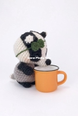 Affordable Cuteness - Theresas Crochet Shop - Theresa Grey / Kicher - Blossom the Badger