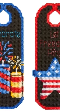 Celebrate Freedom Door Hanger Herrschners 7 Mesh Plastic Canvas