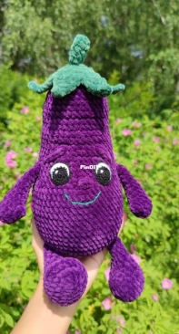 Goozell Toys - Gennadi Shop - Guzel Tinchurina - Cute Eggplant