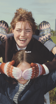 Dorthea Mittens by Marianne Nørbo - Hobbii - Copenhagen Fibers - Free