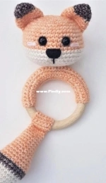 Sugary Sweet Design - Marcha van Hooijdonk - Fox Rattle - Rammelaar baby vosje - Dutch - Free