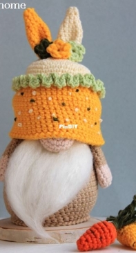 Pam Pino Design - Nazeli Mkrtchyan-Tadevosyan - Bunny cupcake gnome