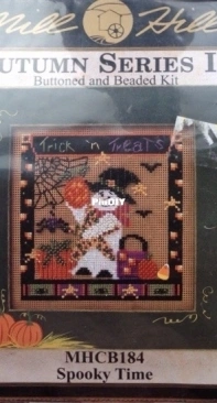 Mill Hill - Autumn Series IX - Buttoned and Beaded Kit MHCB184 Spooky Time