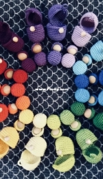 Mini crochet dolls and cases