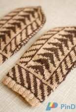 Arrow Mittens by Matilde Skår - English, Norwegian - Free