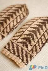 Arrow Mittens by Matilde Skår - English, Norwegian - Free