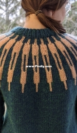 Skógafoss Lopapeysa by Paula Leme - English