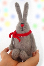 Knit A Miracle - Nelly Shkuro - Phil the cheerful bunny