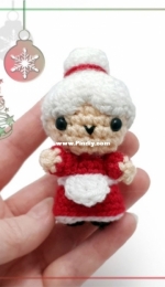 Delinlea - Danielle - Blogmas 2020 - Mother Christmas Amigurumi - Free