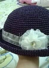 purple hat
