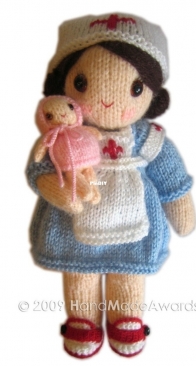HandMadeAwards -  Adorable Maureen Nurse Girly Doll with Baby by Loly Fuertes - Spanish