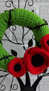 Crochet at Teris - Teri Hamilton - Remembrance Wreath - Free