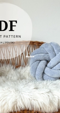 Alemaka - Large Knot Pillow - English