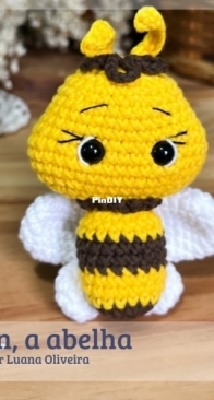 Tucalu atelie - Luana Oliveira - Alisson the Bee - Alisson a Abelha - Portuguese - Free